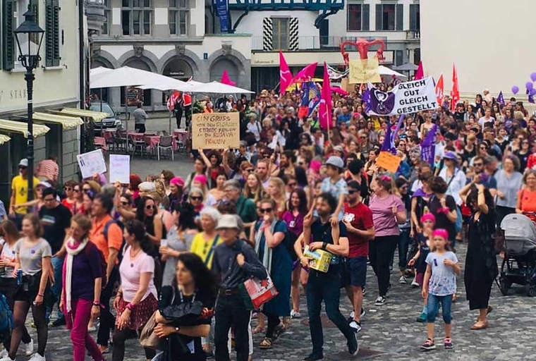 Frauen*streik 2019 Afterparty exRex